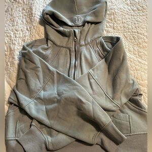 Lululemon scuba half zip